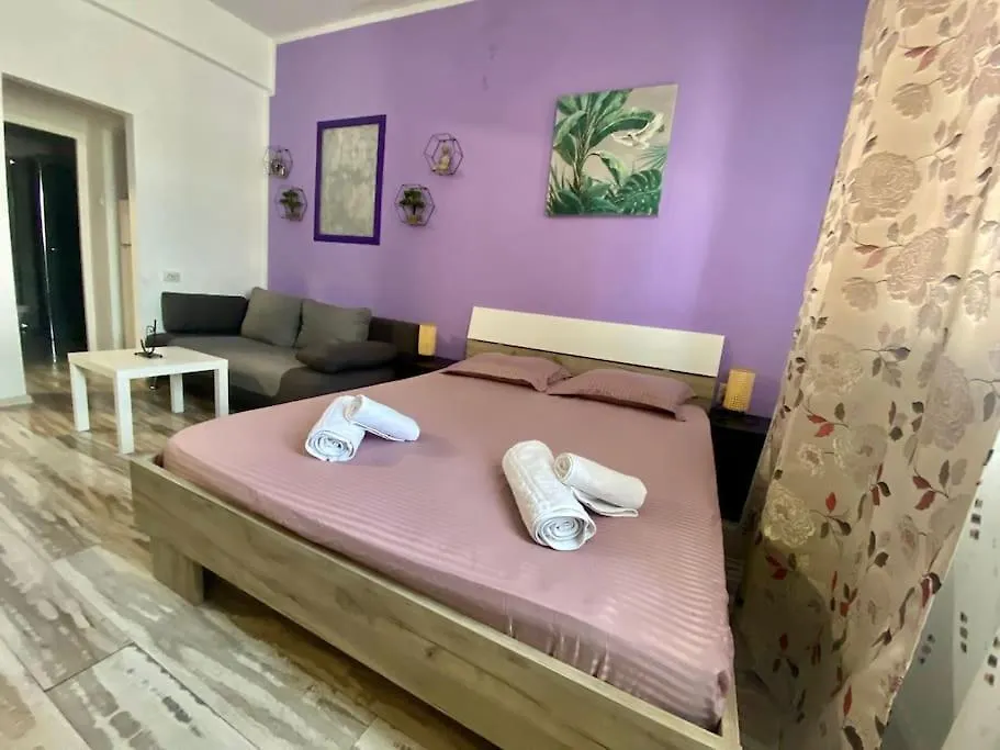 Daire Purple Studio Old Town Ultracental Bükreş